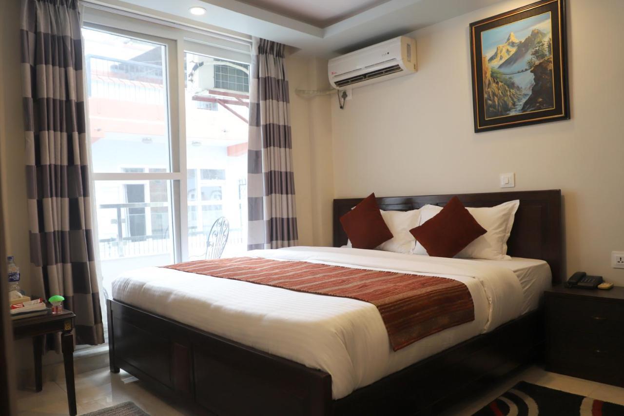 Hotel Pipal Tree Kathmandu Exteriör bild
